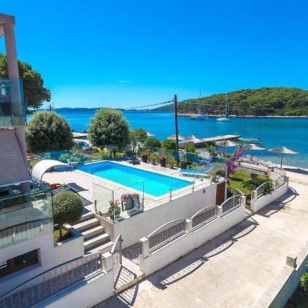 Vila Orada Molat Bagian luar foto
