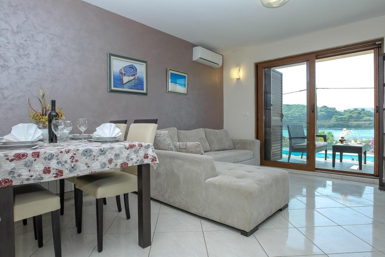Vila Orada Molat Bagian luar foto